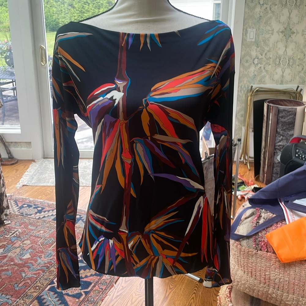 Authentic Pucci Stretchy Top US Size 6 Like New.